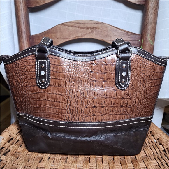 SOLD - Picture 2 of 7